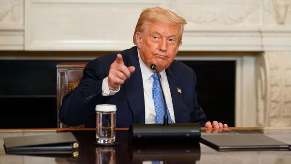 ބޮޑެތި ކަންކަމުގައި އެމެރިކާއިން އެހީވި ގައުމުތަކުން މިއަދު އެމެރިކާއަށް އެހީވާން ފަސްޖެހިއްޖެ- ޓްރަމްޕު